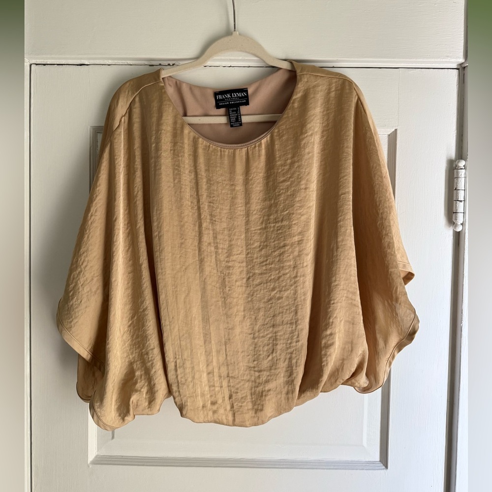 NWOT Frank Lyman Design Women's Gold Blouse